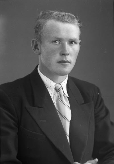 Porträtt av en herre. Ateljefoto.