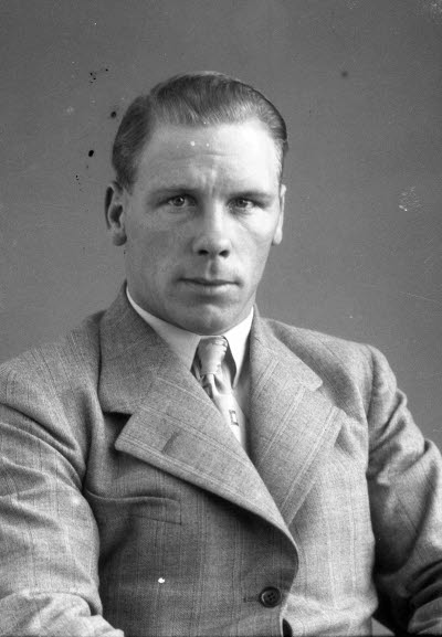 Porträtt av en herre. Ateljefoto.