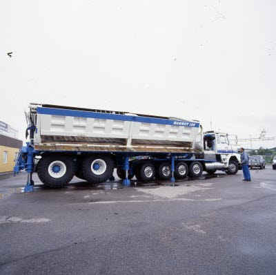 Mammuten, 120 tons trucken.