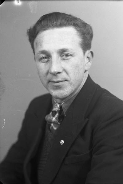 Porträtt av en herre. Ateljefoto.