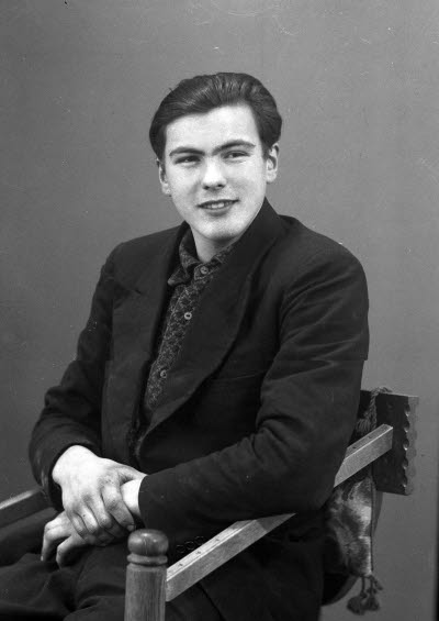 Porträtt av en herre. Ateljefoto.