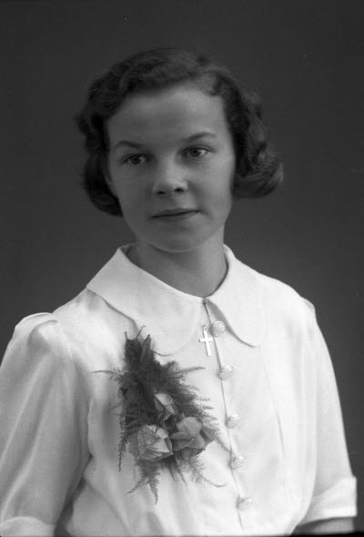 Porträtt av en flicka. Ateljefoto.