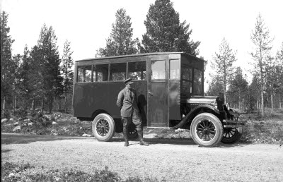 Buss. BD 130. Busschaufför: oidentifierad.