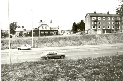 Parkgatsleden.Malmbergsvägen; Malmbergsbacken; "Leijon-backen", Leijons Snabbköp.