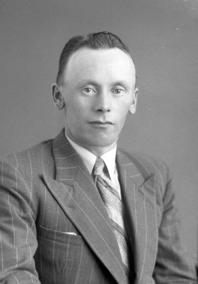 Porträtt av en herre. Ateljefoto.