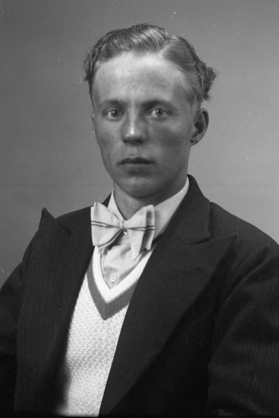 Porträtt av en herre. Ateljefoto.