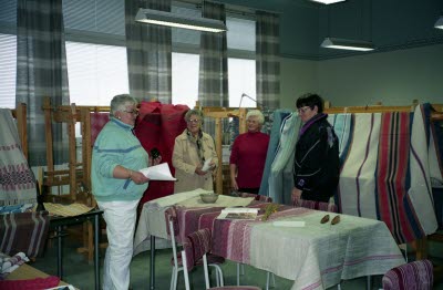 Hela Sverige Väver; Öppet hus i vävsalen 1994.