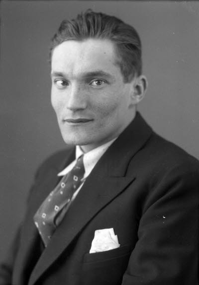 Porträtt av en herre. Ateljefoto.