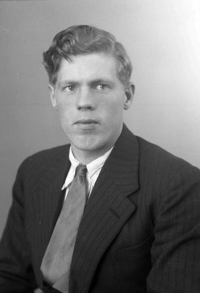 Porträtt av en herre. Ateljefoto.