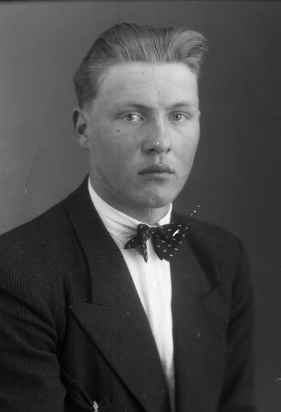 Porträtt av en herre. Ateljefoto.