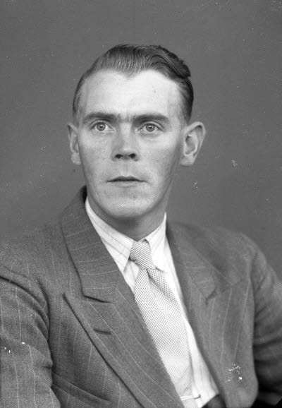 Porträtt av en herre. Ateljefoto.