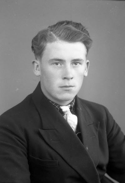 Porträtt av en herre. Ateljefoto.