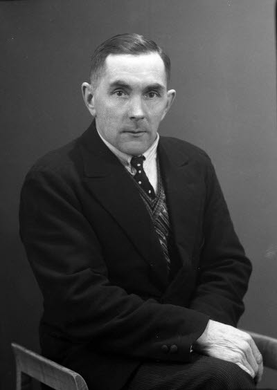 Porträtt av en herre. Ateljefoto.