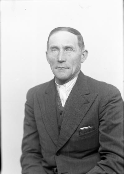 Porträtt av en herre. Ateljefoto.