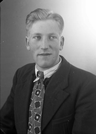 Porträtt av en herre. Ateljefoto.