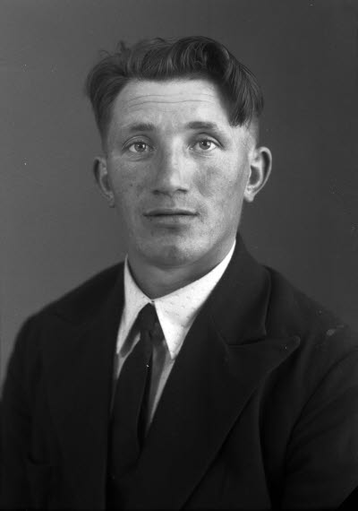 Porträtt av en herre. Ateljefoto.