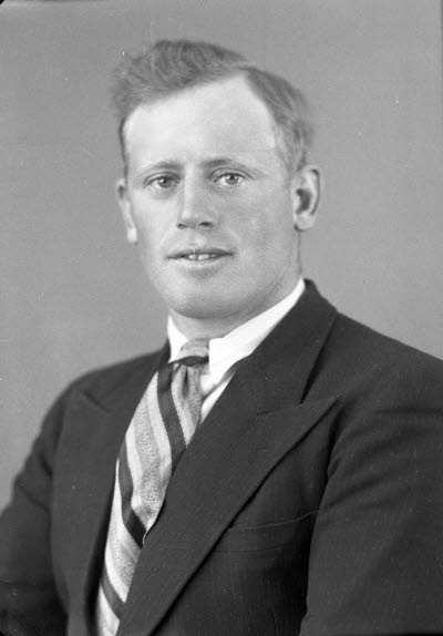 Porträtt av en herre. Ateljefoto.