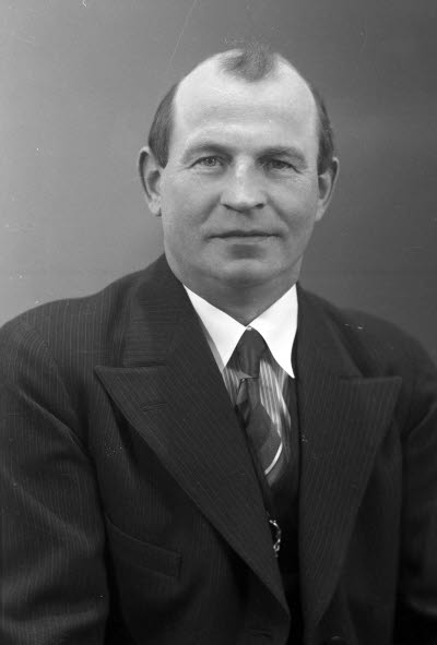 Porträtt av en herre. Ateljefoto.