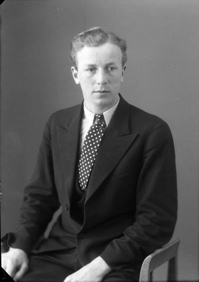 Porträtt av en herre. Ateljefoto.