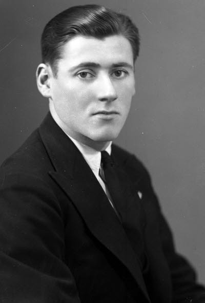 Porträtt av en herre. Ateljefoto.