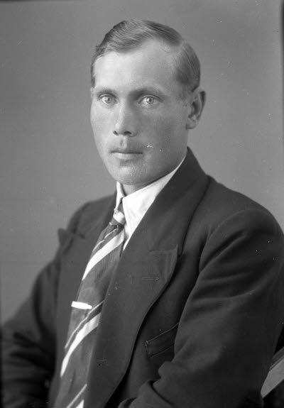 Porträtt av en herre. Ateljefoto.