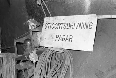 Gruva. Under jord. Stigortsdrivning.