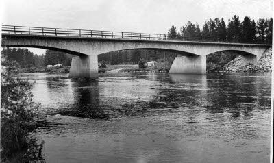 Bro. Dokkasbron? Lina älv?