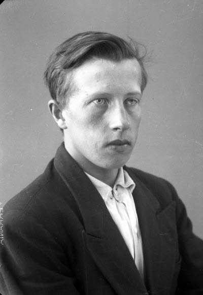 Porträtt av en herre. Ateljefoto.