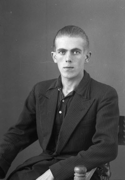 Porträtt av en herre. Ateljefoto.