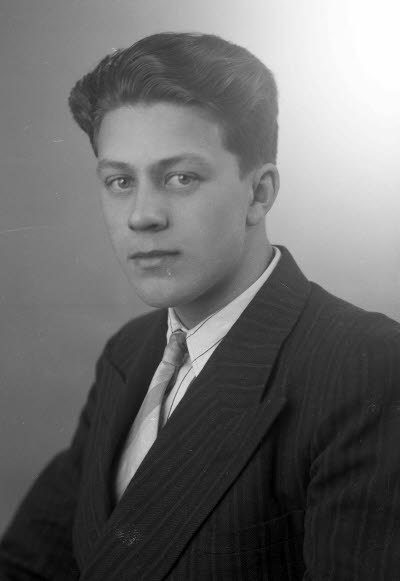 Porträtt av en herre. Ateljefoto.