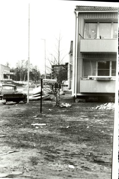 Industrigatan, Gällivare. I bakgrunden Järn-Lindgrens; Järnia.
