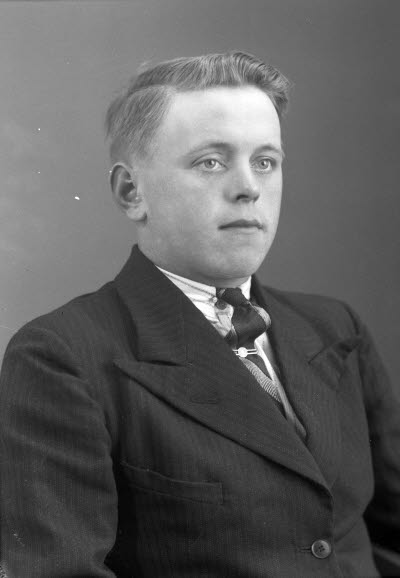 Porträtt av en herre. Ateljefoto.