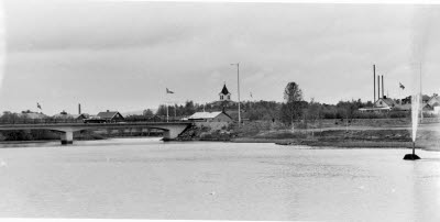 Vassara älv. Bro mot Porjusvägen.