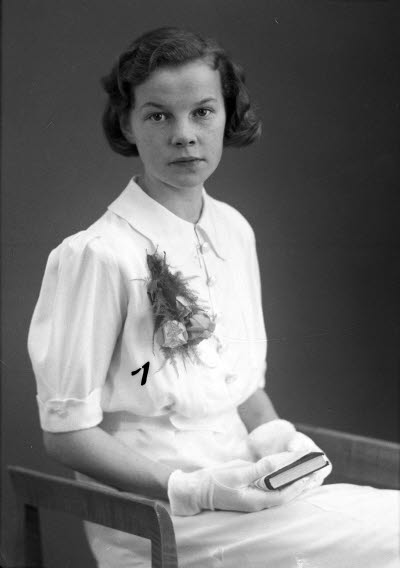 Porträtt av en flicka. Ateljefoto.