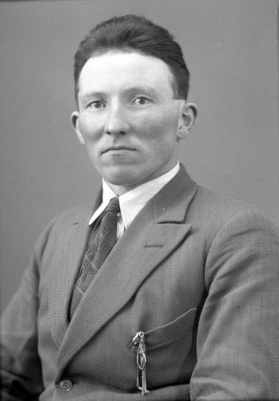 Porträtt av en herre. Ateljefoto.