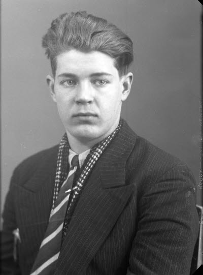 Porträtt av en herre. Ateljefoto.