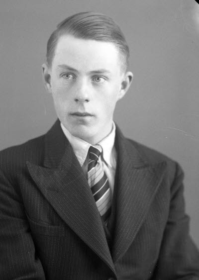 Porträtt av en herre. Ateljefoto.