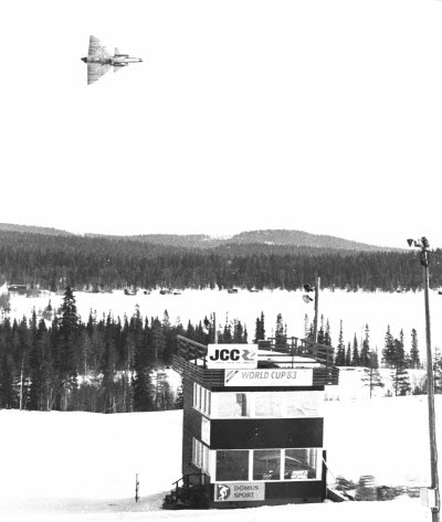 Stridsflygplan Saab 37 Viggen. Flyguppvisning Dundret, Gällivare, under World Cup - 83. 