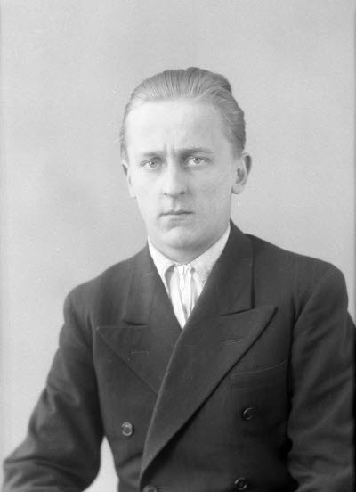 Porträtt av en herre. Ateljefoto.