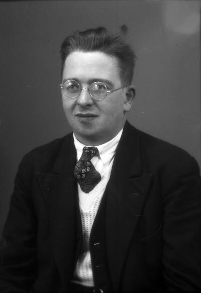 Porträtt av en herre. Ateljefoto.