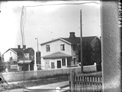 Gata med bostadshus.