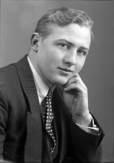 Porträtt av en herre. Ateljefoto.