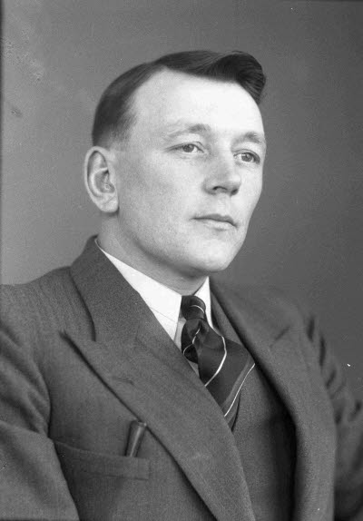 Porträtt av en herre. Ateljefoto.