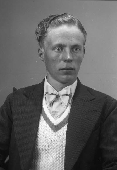 Porträtt av en herre. Ateljefoto.