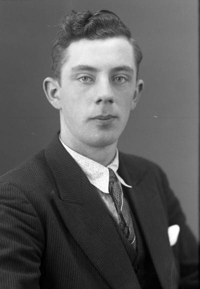 Porträtt av en herre. Ateljefoto.