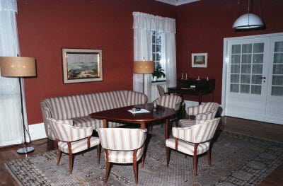 Möbler på Bolagshotellet.