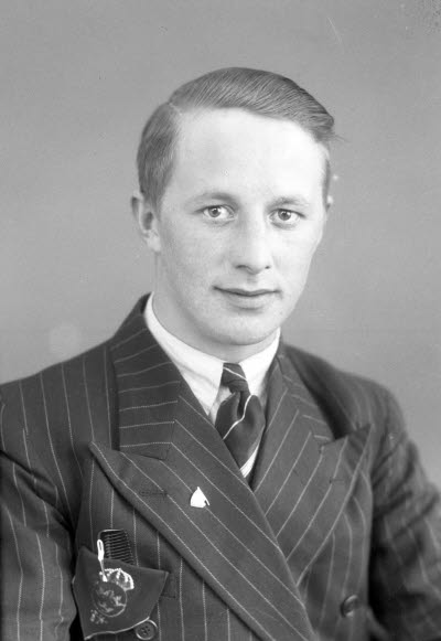 Porträtt av en herre. Ateljefoto.