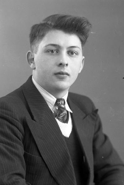 Porträtt av en herre. Ateljefoto.