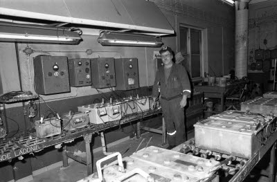 Vitåfors. Batteriladdning stationen 1994-09-19; Jonny Nilsson.