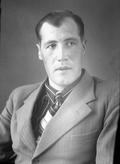 Porträtt av en herre. Ateljefoto.